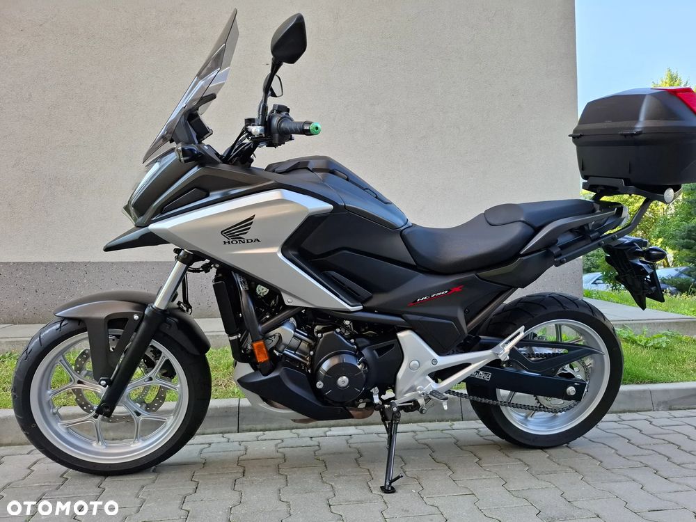 Honda NC - 25