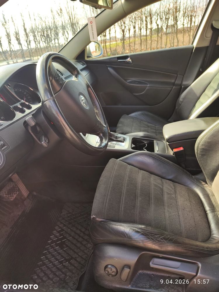 Volkswagen Passat 2.0 TDI DPF Comfortline DSG - 11