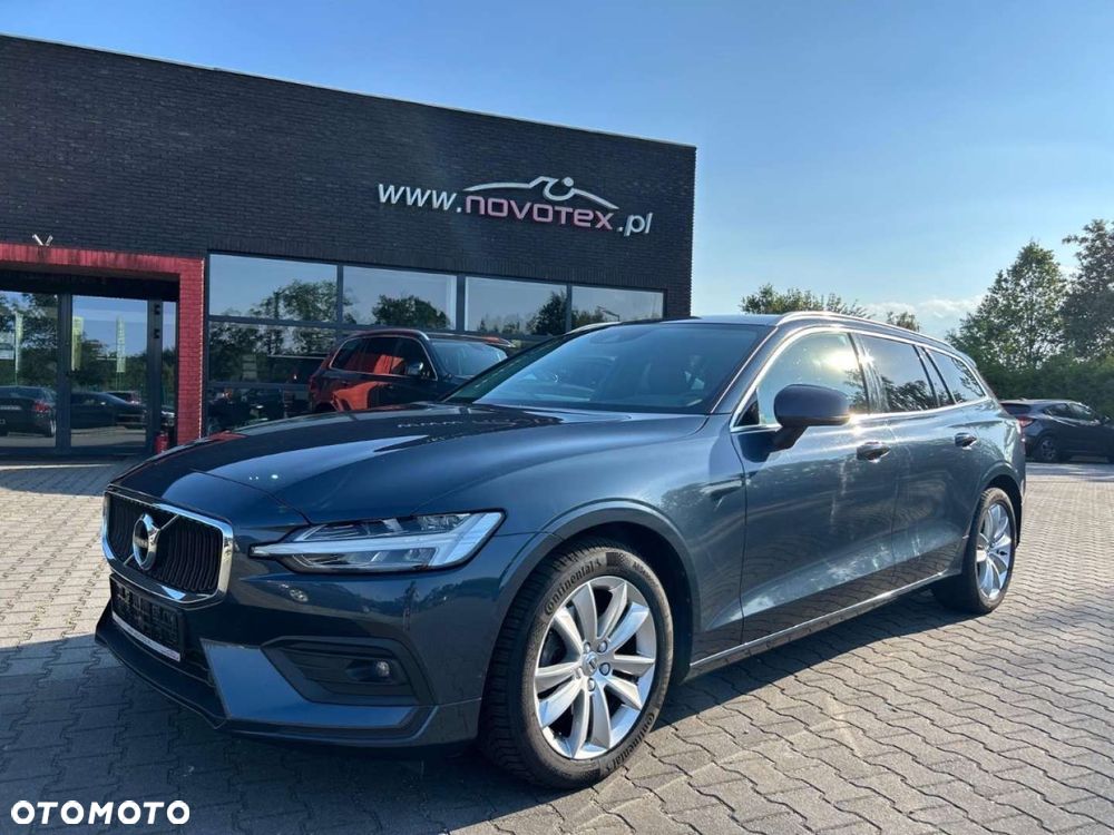 Volvo V60 D3 Drive-E Momentum - 1