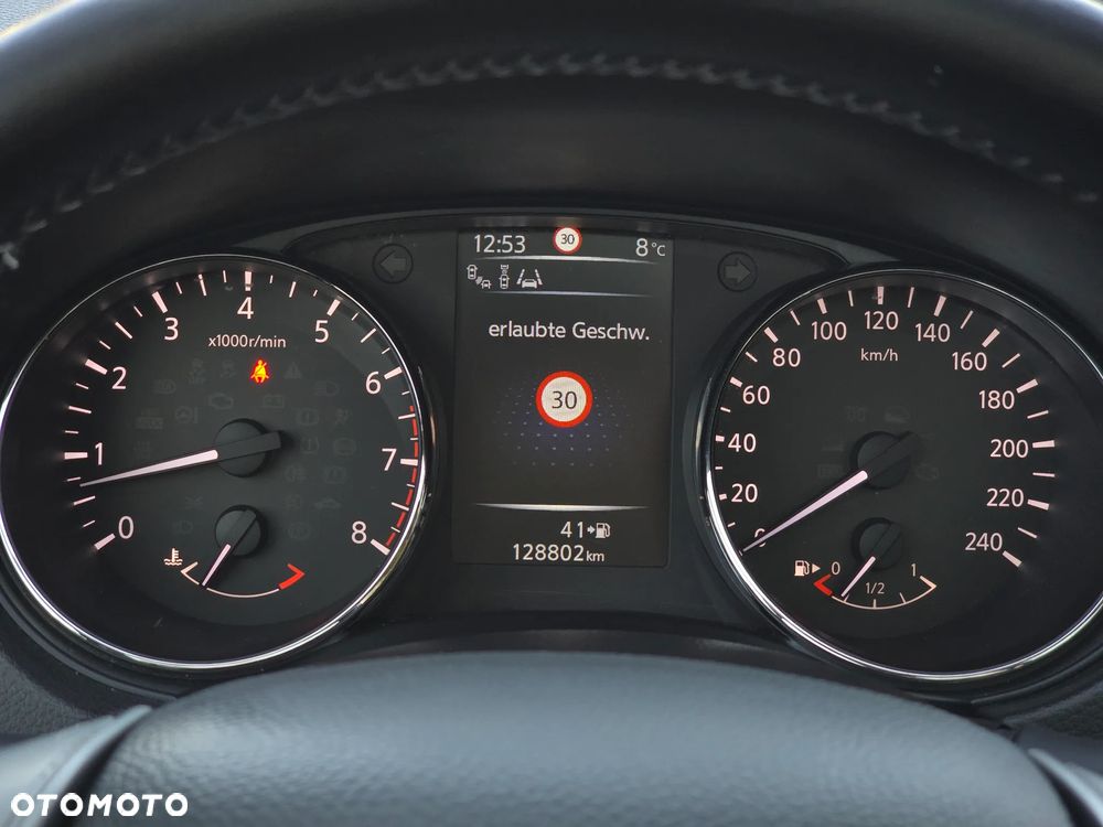 Nissan Qashqai 1.6 DIG-T Tekna - 24