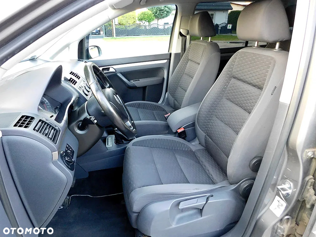 Volkswagen Touran 1.6 Trendline - 23