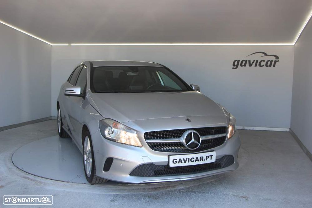 Mercedes-Benz A 180 d Urban - 23