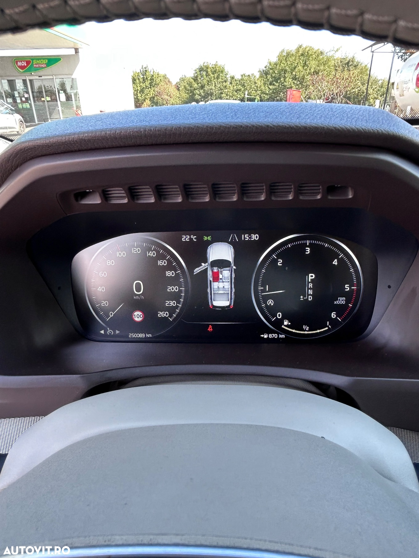 Volvo XC 90 - 8