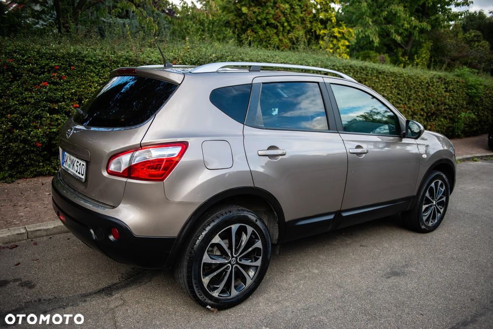Nissan Qashqai 2.0 tekna - 5