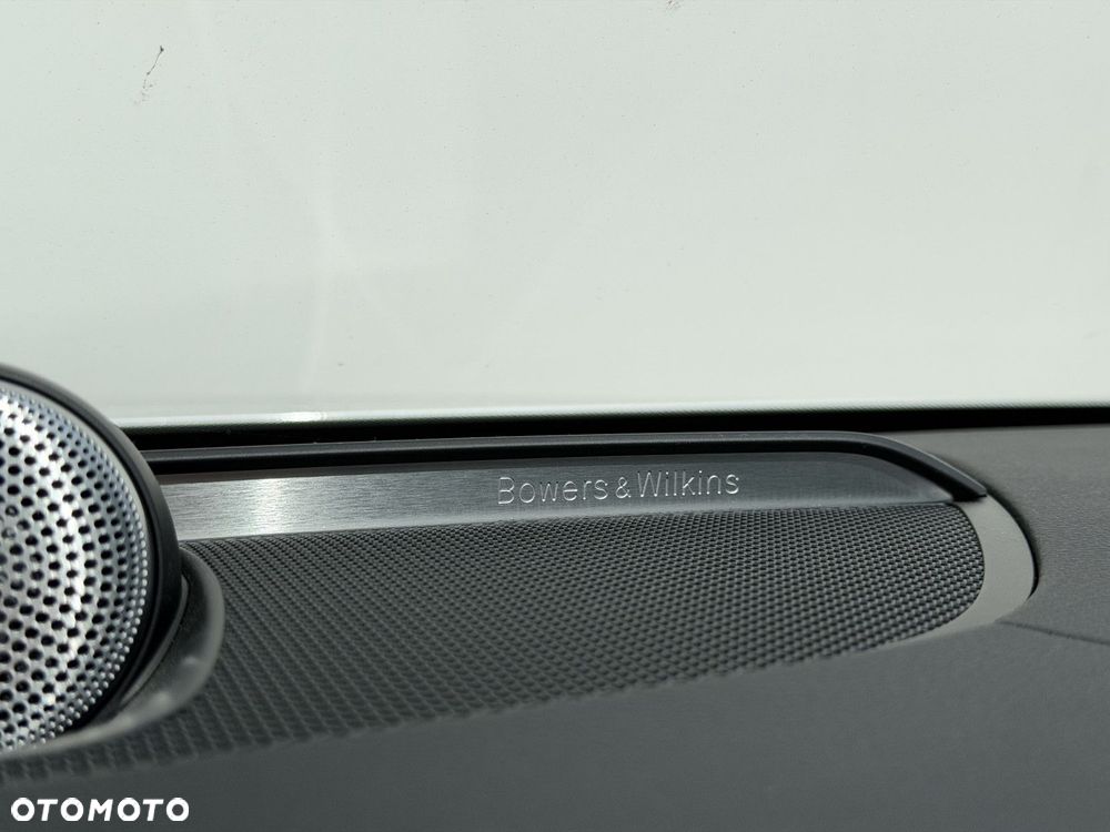 Volvo V90 Cross Country - 39