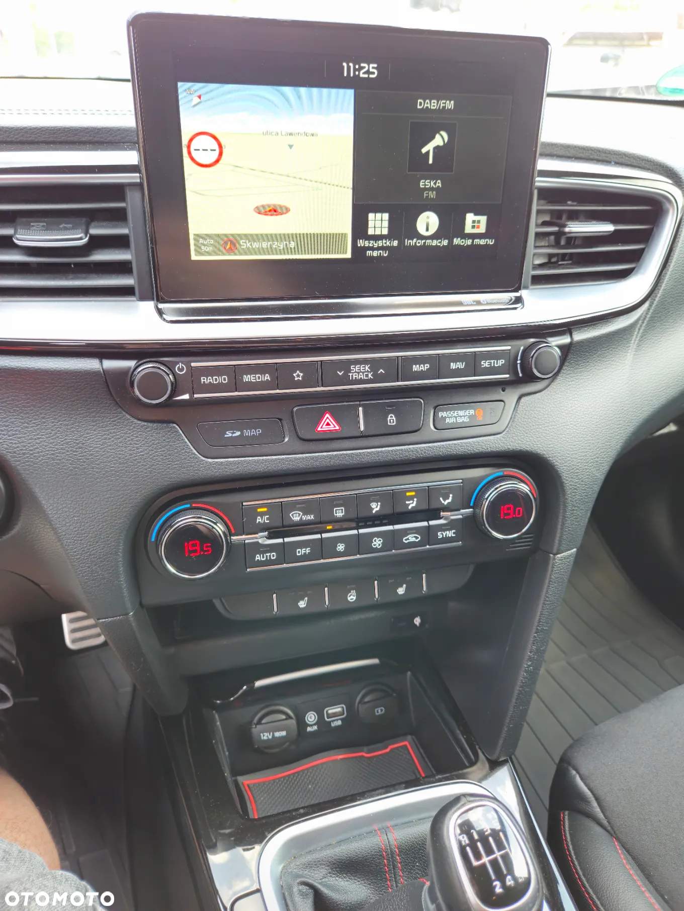 Kia Ceed 1.6 T-GDI GT - 32