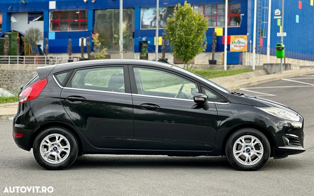 Ford Fiesta 1.6 TDCI Titanium - 10
