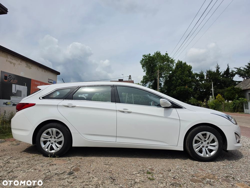 Hyundai i40 Kombi blue 1.6 Classic - 5