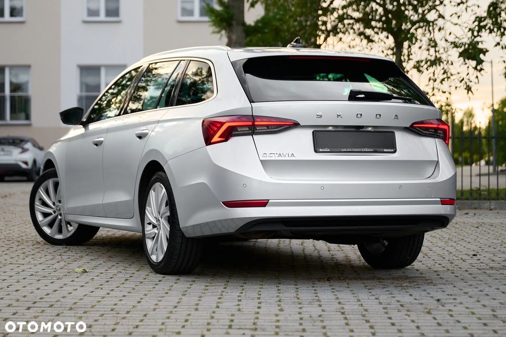 Skoda Octavia 2.0 TDI Style DSG - 3