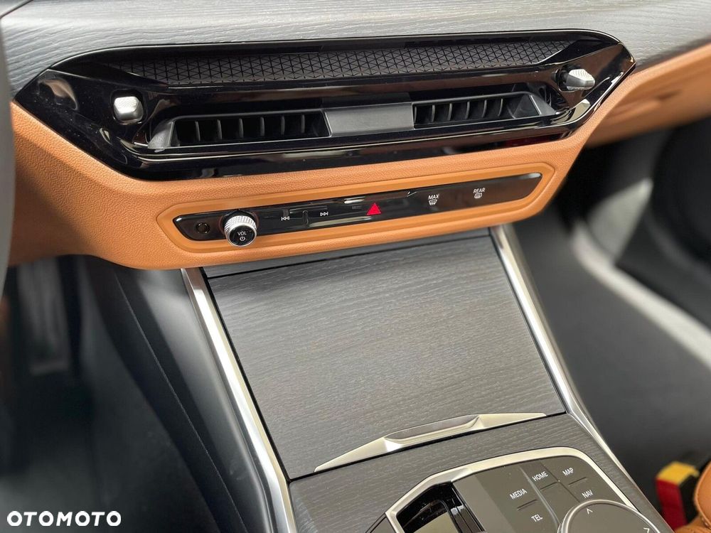 BMW Seria 3 - 25