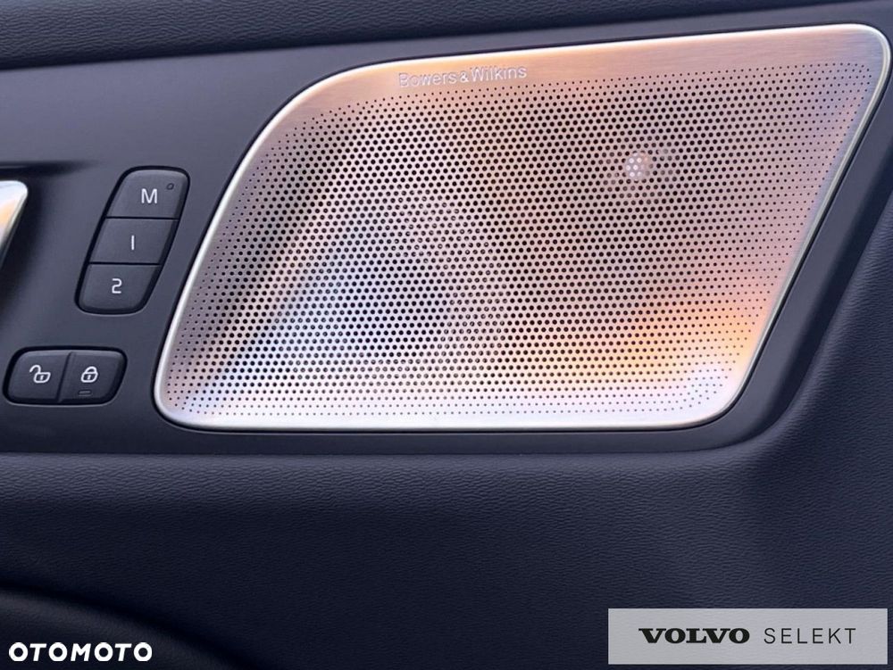 Volvo V60 Cross Country - 35