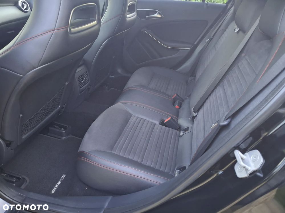 Mercedes-Benz Klasa A 220 CDI 4Matic 7G-DCT AMG Line - 14