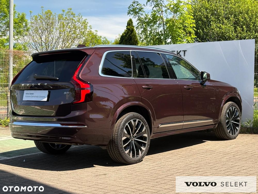 Volvo XC 90 - 9