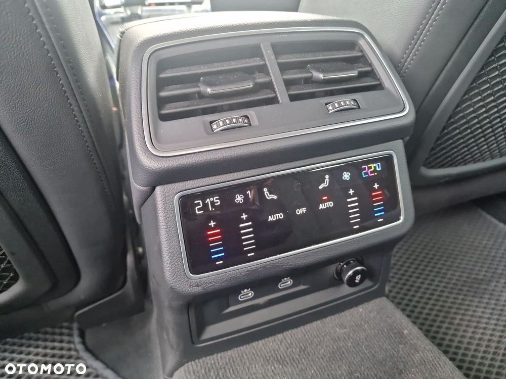 Audi A6 Allroad - 25