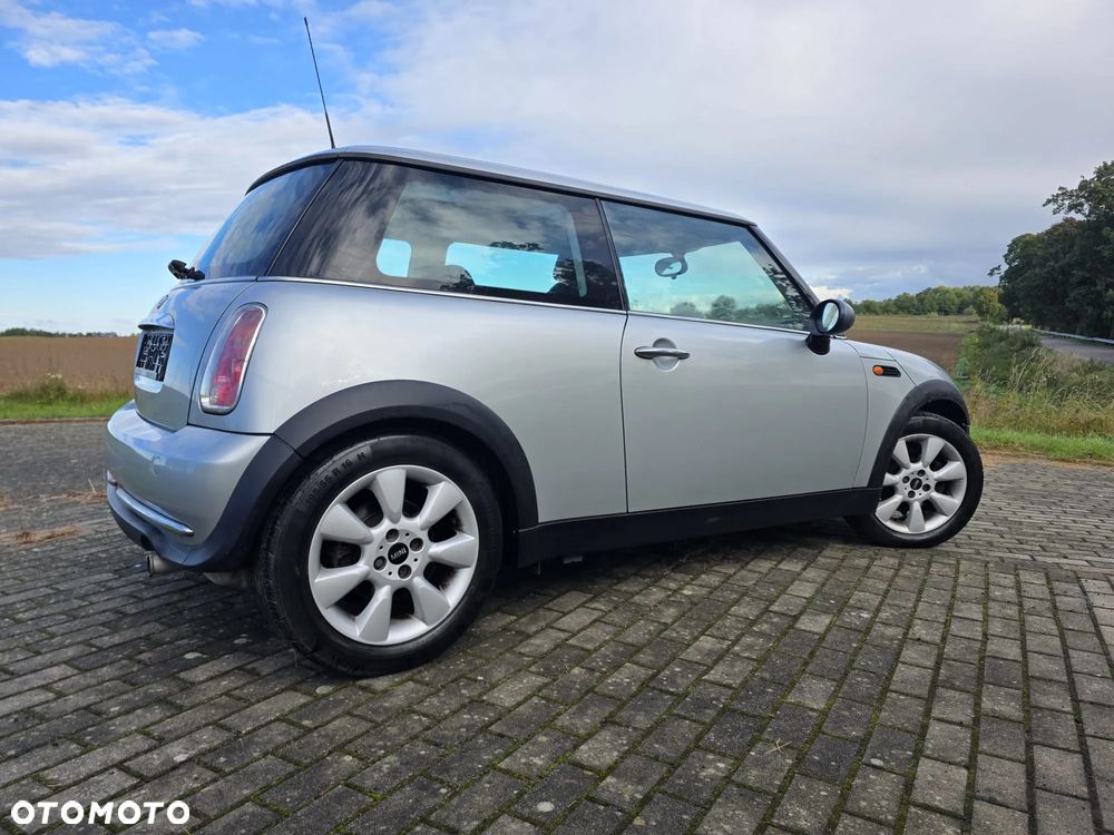 MINI ONE - 11