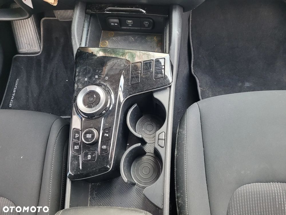 Kia Sportage 1.6 CRDI 2WD Eco-Dynamics+ (48V M-H) DCT Spirit - 12