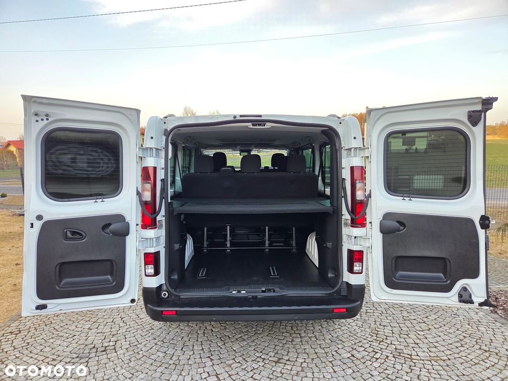 Renault Trafic 2.0 dCi - 29
