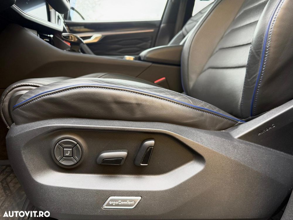 Volkswagen Touareg - 36