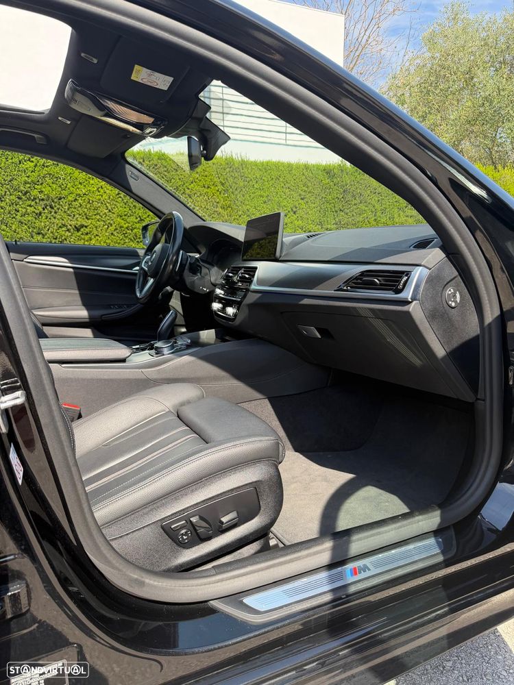 BMW 545 e xDrive Pack M - 21