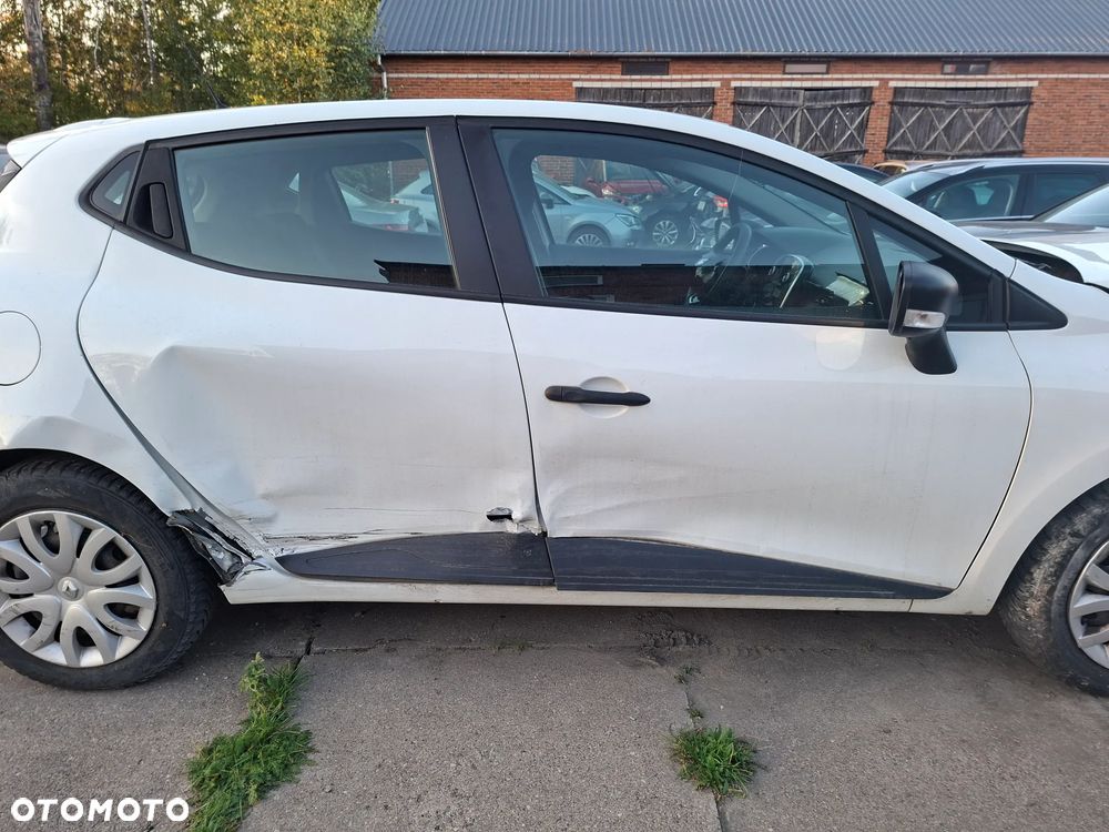Renault Clio - 2