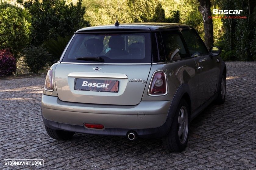 MINI 3 Portas Cooper D - 10