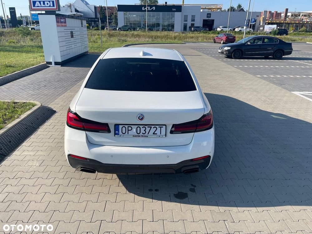 BMW Seria 5 520d xDrive MHEV M Sport sport - 8