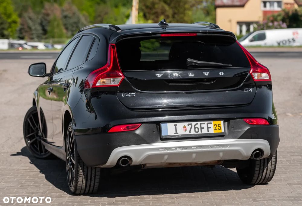 Volvo V40 Cross Country D4 Summum - 8