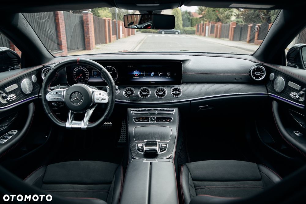 Mercedes-Benz Klasa E - 15