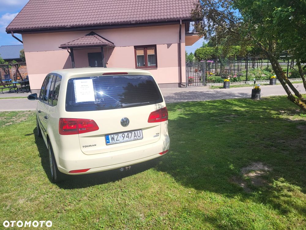 Volkswagen Touran - 3