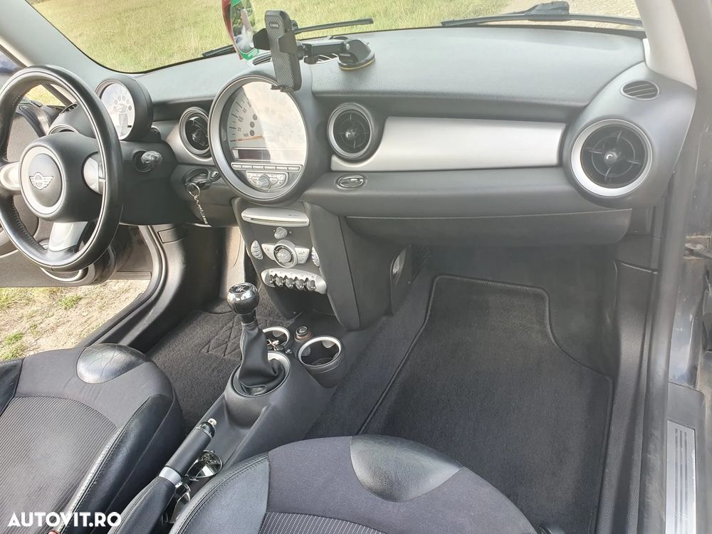 Mini Cooper Standard - 2