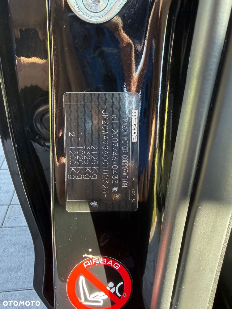 Mazda 5 2.0 Exclusive - 24