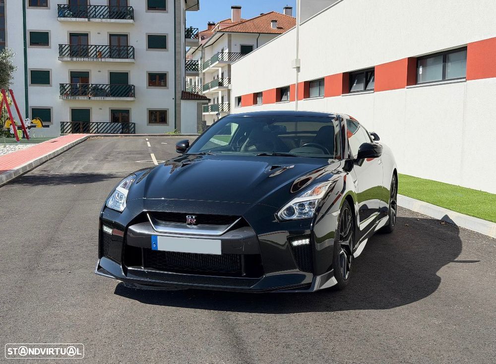 Nissan GT-R Black Edition - 2