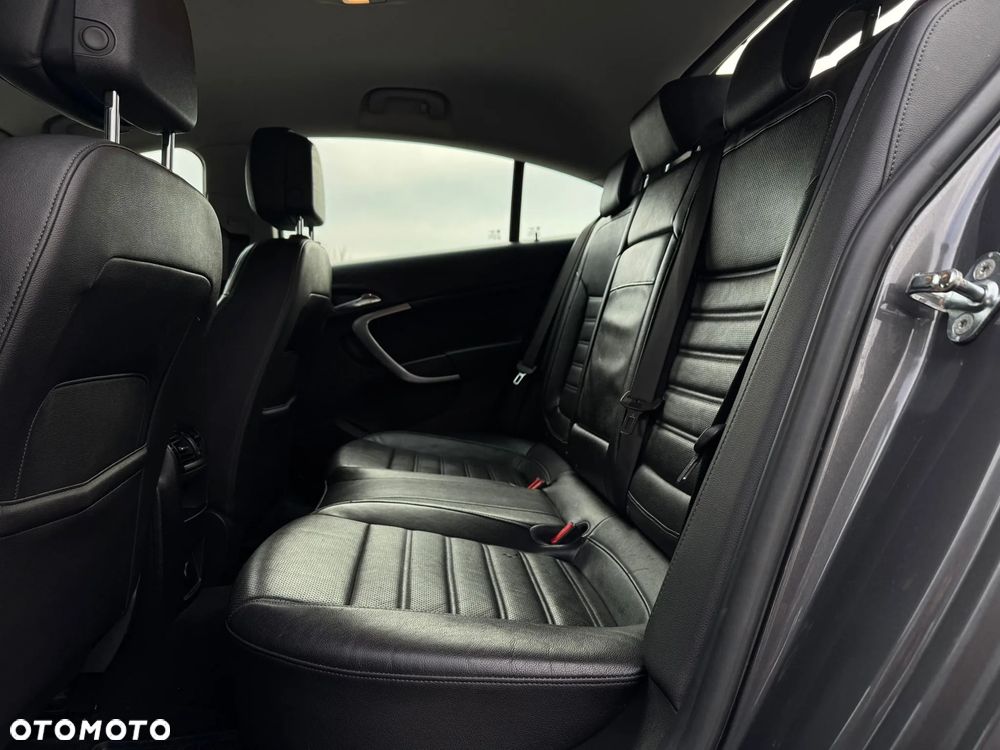 Opel Insignia 1.6 Turbo Sport - 25