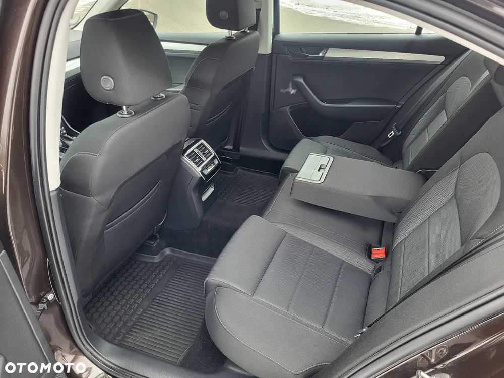 Skoda Superb - 8