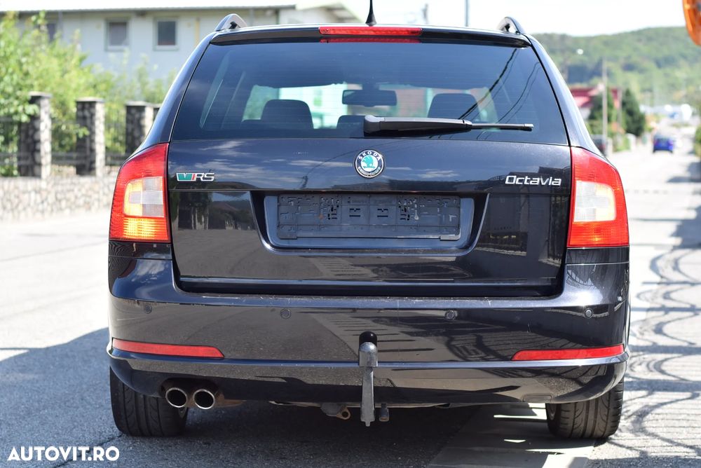 Skoda Octavia 2.0 TDI DPF DSG RS - 24