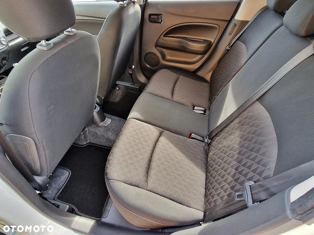 Mitsubishi Space Star 1.2 Intense - 10