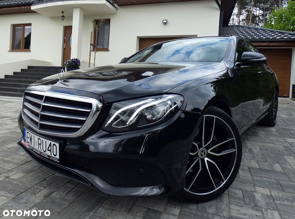Mercedes-Benz Klasa E 220 d 4-Matic Business Edition 9G-TRONIC - 29