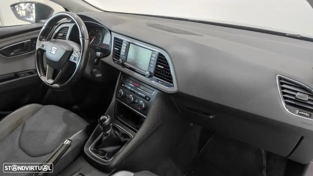 SEAT Leon X-Perience 1.6 TDi - 24