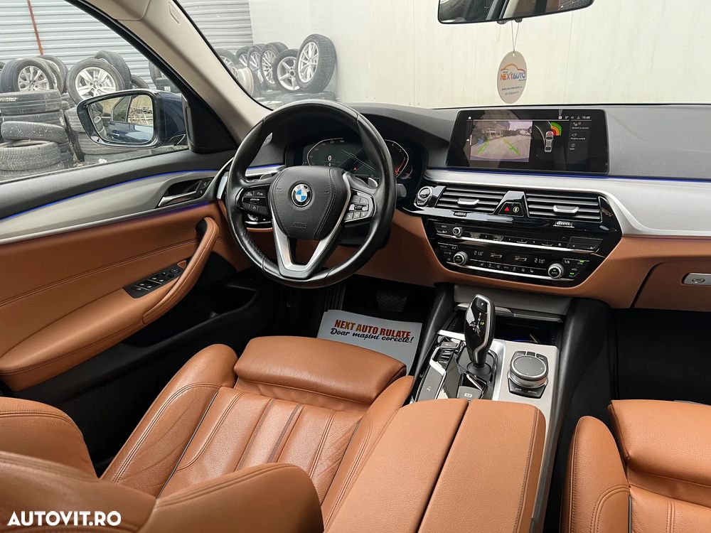 BMW Seria 5 520d xDrive AT - 29