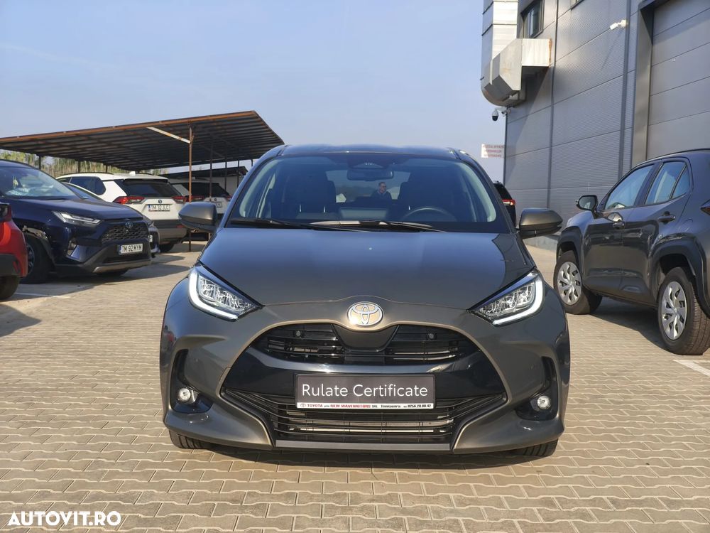 Toyota Yaris 1.5 VVT-i HSD Dynamic Bi-tone - 3