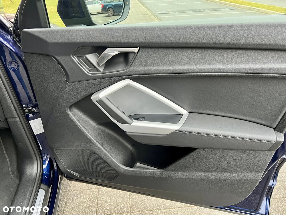 Audi Q3 Sportback 35 TFSI S tronic S line - 17