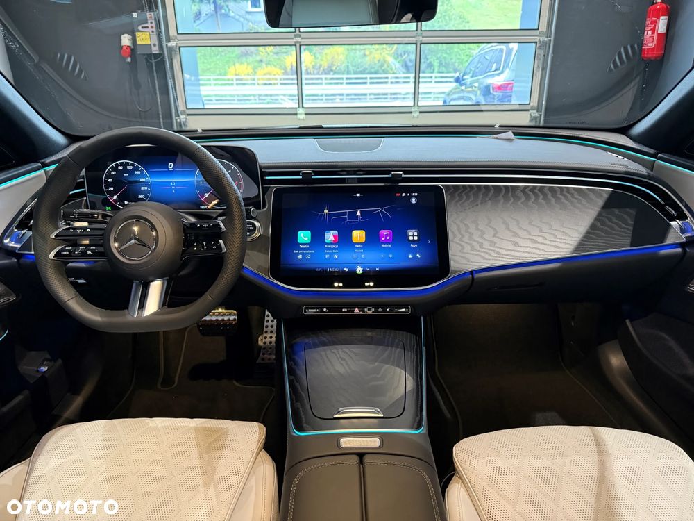 Mercedes-Benz Klasa E 220 d mHEV 4-Matic AMG 9G-Tronic - 4