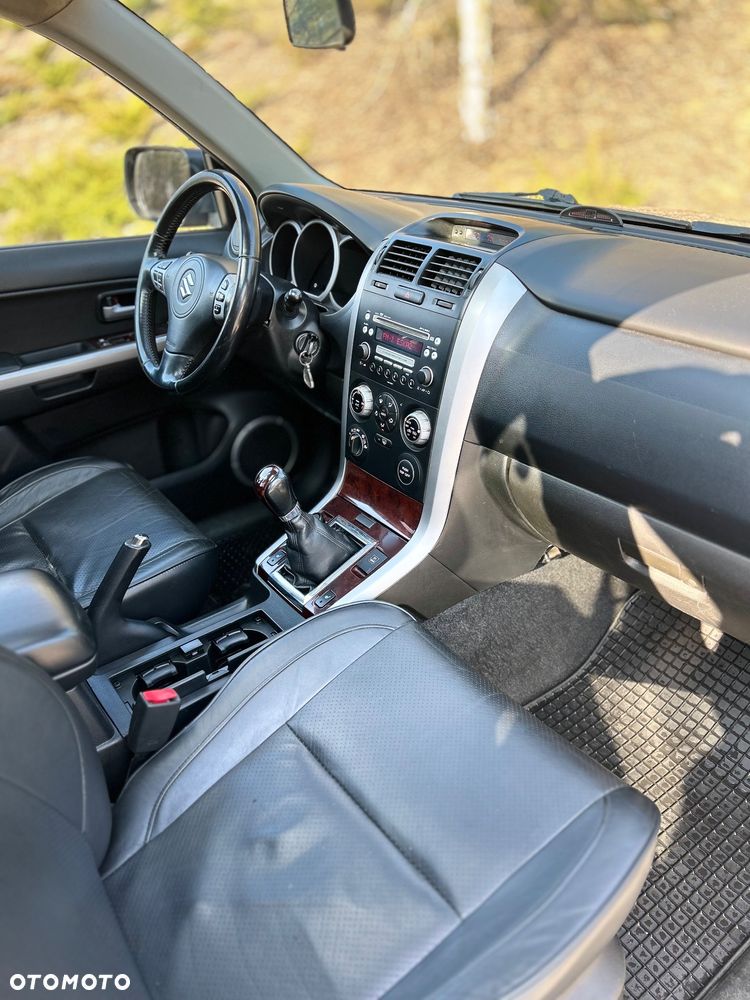 Suzuki Grand Vitara 1.9 DDiS Comfort + DPF - 14