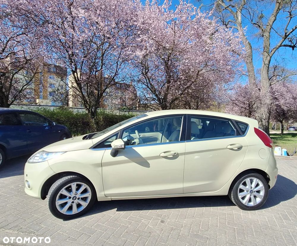 Ford Fiesta 1.4 Ghia EU5 - 3