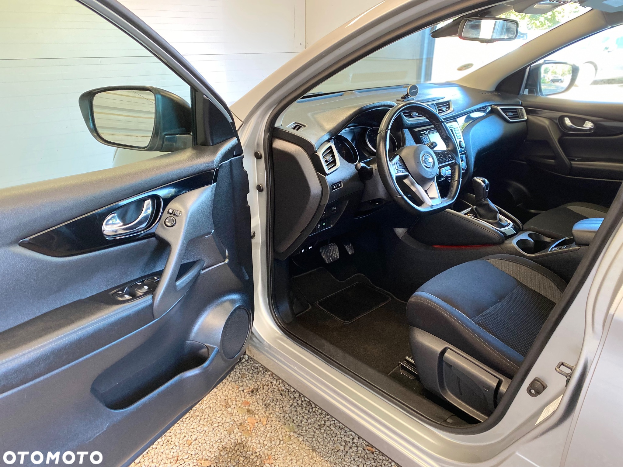 Nissan Qashqai 1.3 DIG-T Acenta DCT - 8