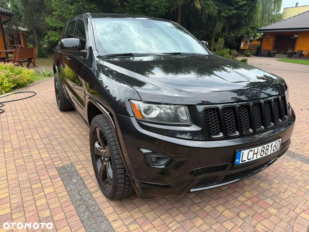 Jeep Grand Cherokee - 21