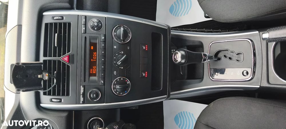 Mercedes-Benz B - 30