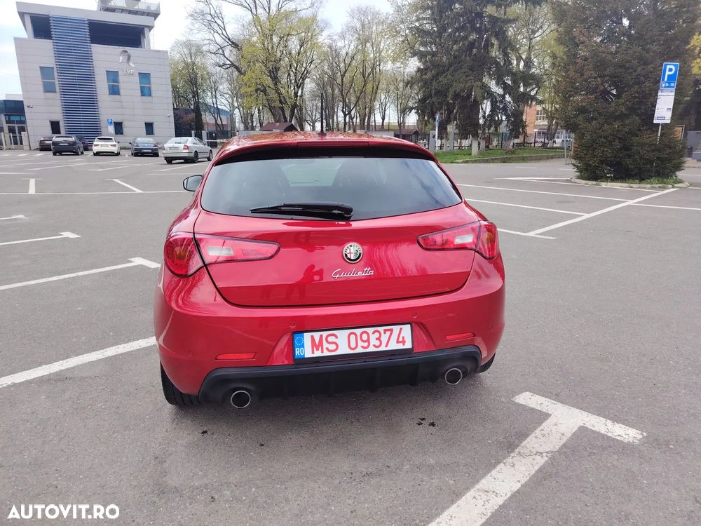 Alfa Romeo Giulietta 1.8 TBi 16V TCT Quadrifoglio Verde - 5