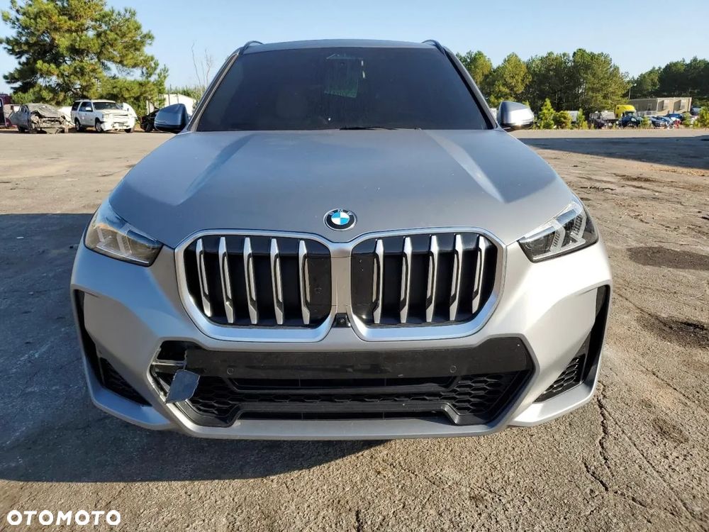 BMW X1 2024 photo 2