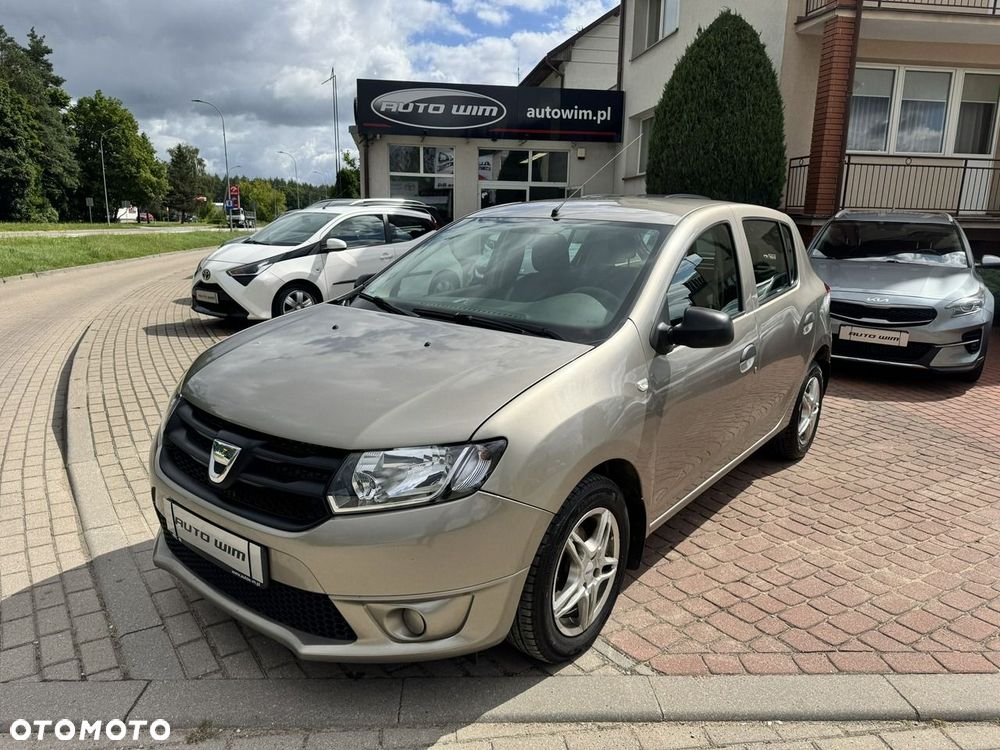 Dacia Sandero 1.2 16V 75 Essentiel - 11